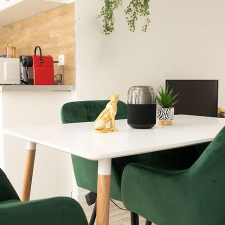 Jungle Appartement Lumineux Plein Centre 볼로뉴쉬르메르 외부 사진